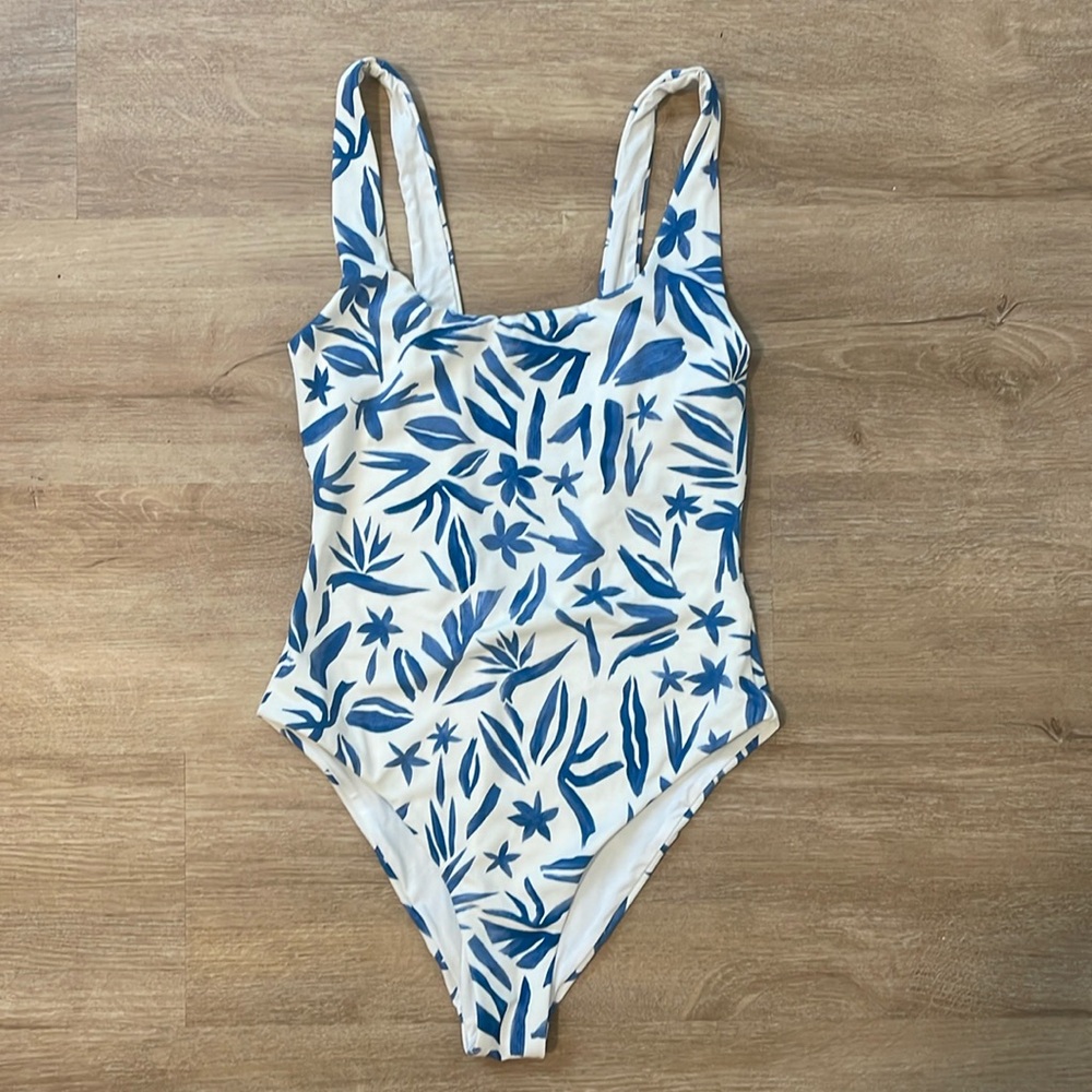Onia one piece